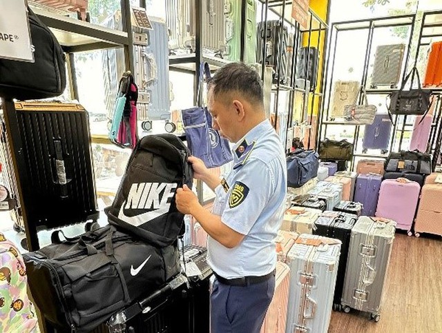 Đà Nẵng đẩy mạnh chống hàng giả, bảo vệ môi trường kinh doanh lành mạnh- Ảnh 1.