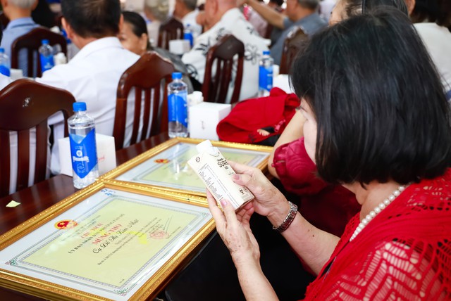 Vinamilk đón thế hệ “đồng niên” tham quan nhà máy với lời hứa chăm sóc sức khỏe bằng dinh dưỡng chất lượng- Ảnh 7.