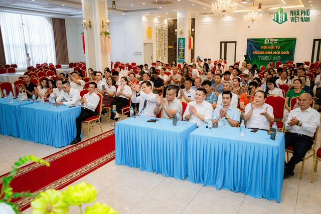 Nhà phố Thái Nguyên khai trương Văn phòng giao dịch bất động sản - Ảnh 1.