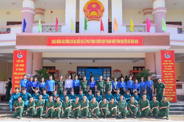 Bộ CHQS tỉnh An Giang phát động chiến dịch thanh niên tình nguyện hè năm 2026 - Ảnh 4.