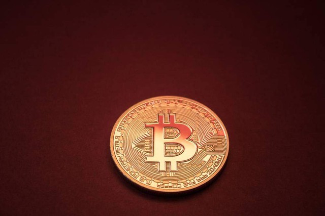 Giá Bitcoin hôm nay 18/6: Tâm lí thị trường cải thiện nhưng vẫn thận trọng- Ảnh 1.