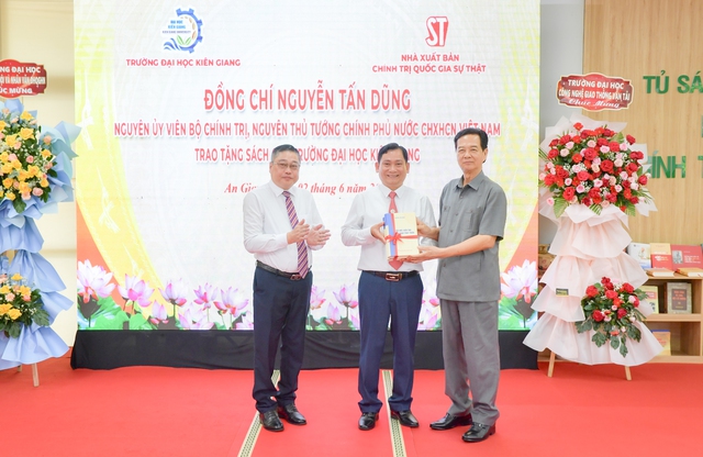 NXB Chính trị quốc gia Sự thật ký kết Quy chế phối hợp với Trường Đại học Kiên Giang- Ảnh 7.