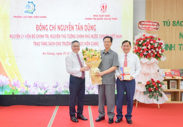 NXB Chính trị quốc gia Sự thật ký kết Quy chế phối hợp với Trường Đại học Kiên Giang- Ảnh 8.