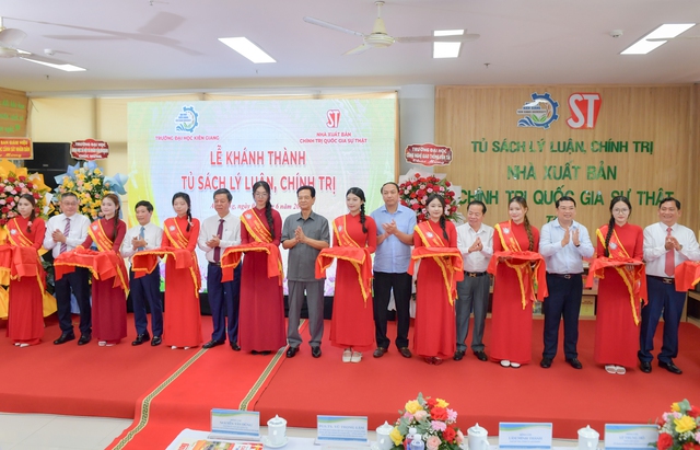 NXB Chính trị quốc gia Sự thật ký kết Quy chế phối hợp với Trường Đại học Kiên Giang- Ảnh 11.