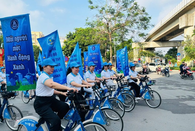 Toàn dân chung tay bảo vệ môi trường, vì Thủ đô xanh - sạch - đẹp- Ảnh 4. Toàn dân chung tay bảo vệ môi trường, vì Thủ đô xanh - sạch - đẹp- Ảnh 4.