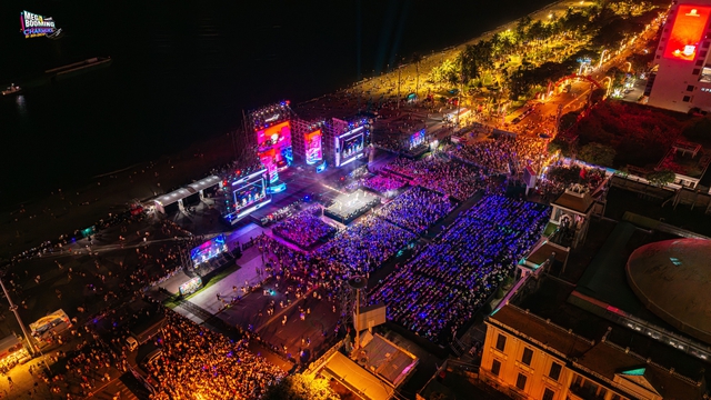 Từ cơn sốt Mega Booming Charmora City: Giải mã "công thức lễ hội" được Sun Group áp dụng tại Festival Island- Ảnh 1. Từ cơn sốt Mega Booming Charmora City: Giải mã "công thức lễ hội" được Sun Group áp dụng tại Festival Island- Ảnh 1.