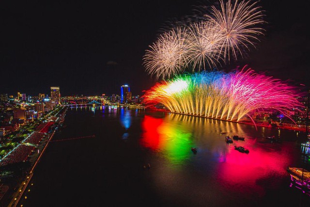 Lễ hội pháo hoa Quốc tế Đà Nẵng DIFF 2026 cháy vé, mở sớm khán đài A4- Ảnh 2.