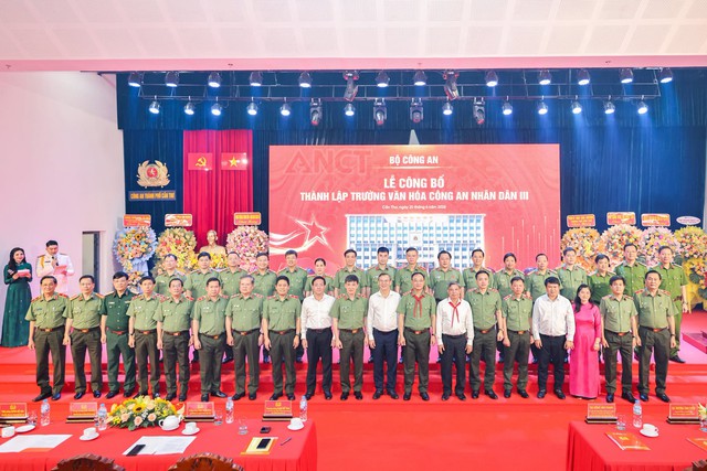 Bộ Công an công bố quyết định thành lập Trường Văn hóa Công an nhân dân III tại TP Cần Thơ- Ảnh 12.
