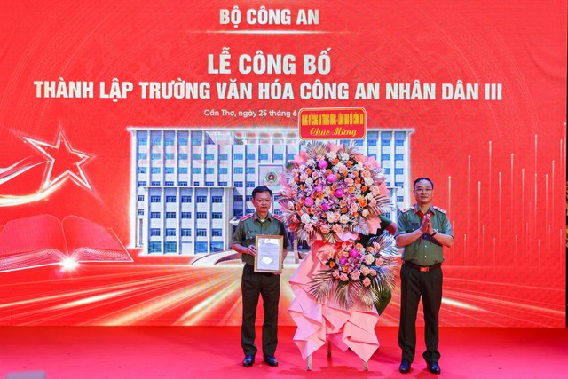 Bộ Công an công bố quyết định thành lập Trường Văn hóa Công an nhân dân III tại TP Cần Thơ- Ảnh 5.