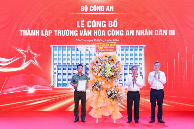 Bộ Công an công bố quyết định thành lập Trường Văn hóa Công an nhân dân III tại TP Cần Thơ- Ảnh 10.