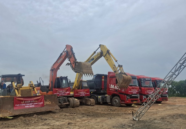 Hà Nội: Khởi công Cụm công nghiệp làng nghề Hữu Bằng- Ảnh 5.