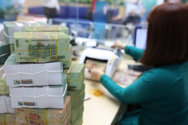 Dư nợ tín dụng tại TP.HCM đạt 5,5 triệu tỷ đồng sau 6 tháng - Ảnh 1.