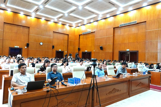 Bộ Tài chính triển khai cơ chế đặc thù xử lý nhà, đất dôi dư sau sáp nhập - Ảnh 2.