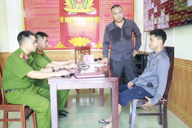 Nghệ An: Tóm gọn đối tượng cướp giật tài sản sau 48 giờ gây án- Ảnh 2.