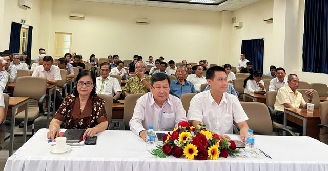 Hội Khoa học kinh tế và quản lý TP.HCM: Tổ chức Lễ ra mắt Chi hội Kinh tế bán dẫn - AI và IoT- Ảnh 1.