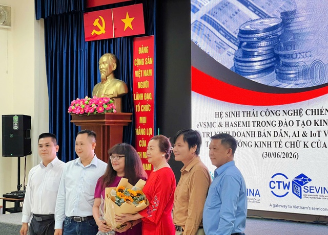 Hội Khoa học kinh tế và quản lý TP.HCM: Tổ chức Lễ ra mắt Chi hội Kinh tế bán dẫn - AI và IoT- Ảnh 3.