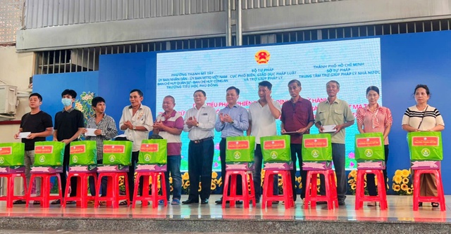 Phường Thạnh Mỹ Tây, TP.HCM: Chung tay xây dựng địa bàn văn minh, không ma túy- Ảnh 3.