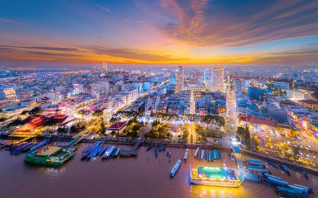 Kỳ họp thứ ba HĐND TP Cần Thơ khoá XI tiến hành phiên chất vấn và trả lời chất vấn- Ảnh 8.