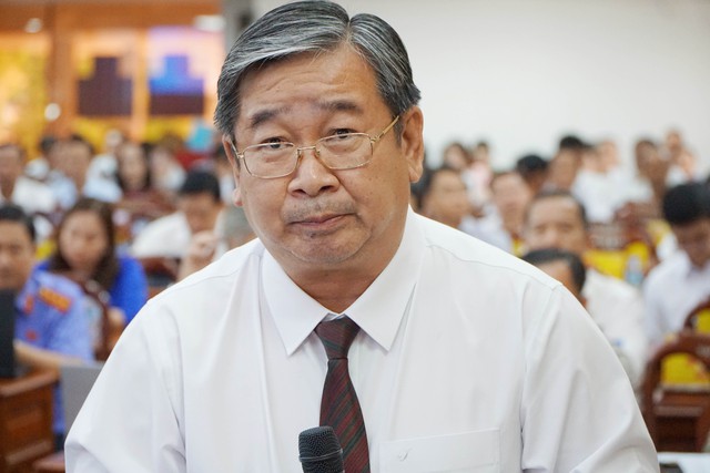 Kỳ họp thứ ba HĐND TP Cần Thơ khoá XI tiến hành phiên chất vấn và trả lời chất vấn- Ảnh 6.