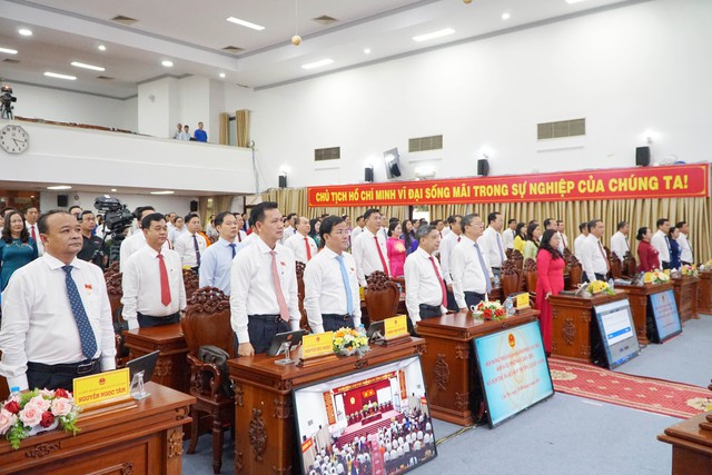 Bế mạc Kỳ họp thứ ba HĐND TP Cần Thơ khóa XI, thông qua 48 Nghị quyết- Ảnh 4.