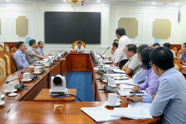 Dồn lực đầu tư công giai đoạn mới: TP. HCM quyết tạo đột phá cho hai trụ cột "y tế và giáo dục"- Ảnh 1.