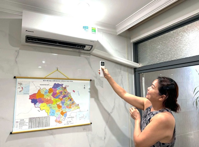 Khi người dân Đà Nẵng theo dõi điện năng hàng ngày- Ảnh 1.