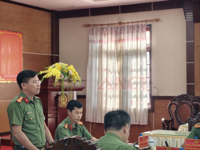 Công an TP Cần Thơ tiếp và làm việc với Đoàn kiểm tra của Cục Công nghệ thông tin- Ảnh 4. Công an TP Cần Thơ tiếp và làm việc với Đoàn kiểm tra của Cục Công nghệ thông tin- Ảnh 4.