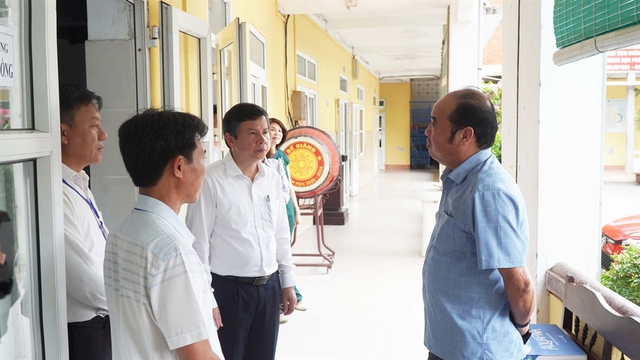 TP Huế: Lãnh đạo UBND thành phố kiểm tra công tác tổ chức Kỳ thi tốt nghiệp THPT năm 2026- Ảnh 2.