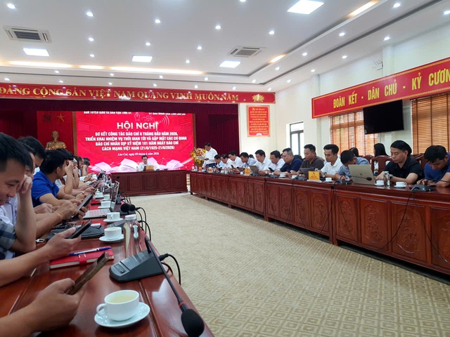 Báo chí tỉnh Lào Cai: Đa dạng, phong phú, khẳng định vị thế là dòng thông tin chính thống- Ảnh 1. Báo chí tỉnh Lào Cai: Đa dạng, phong phú, khẳng định vị thế là dòng thông tin chính thống- Ảnh 1.