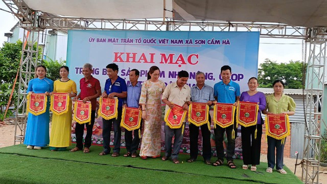 Xã Sơn Cẩm Hà: Mọi thành quả phát triển đều hướng tới người dân- Ảnh 5.