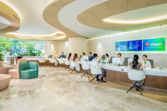 Vững vàng trước biến động, VPBank duy trì tăng trưởng mạnh mẽ nửa đầu năm 2026 - Ảnh 2.
