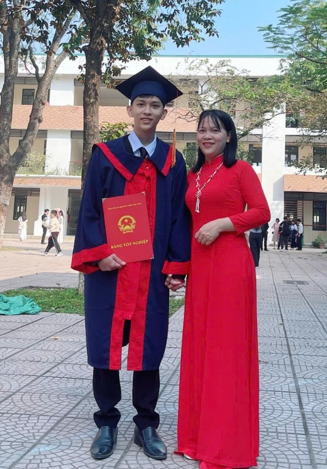 Chàng Thủ khoa vùng ngoại thành và khát vọng chinh phục trí tuệ nhân tạo - Ảnh 2.