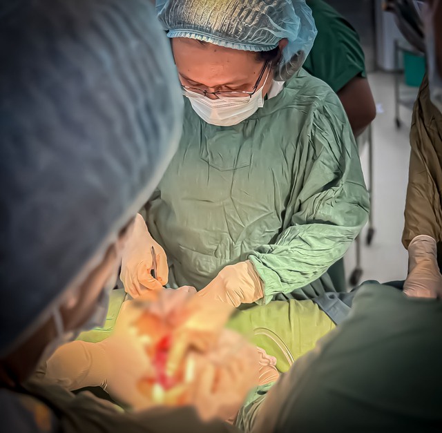 Bệnh viện Phụ sản TP. Cần Thơ cấp cứu thành công sản phụ mắc bệnh lý tim bẩm sinh Ebstein hiếm gặp - Ảnh 1.