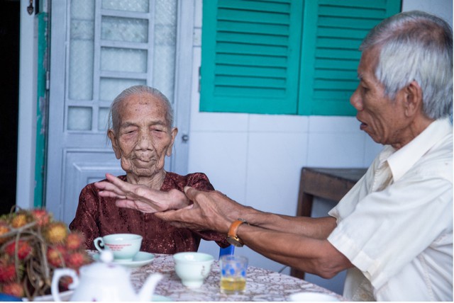 Cần Thơ: Thăm, tặng quà Mẹ VNAH trên địa bàn phường Hưng Phú nhân Ngày Thương binh - Liệt sĩ - Ảnh 5.