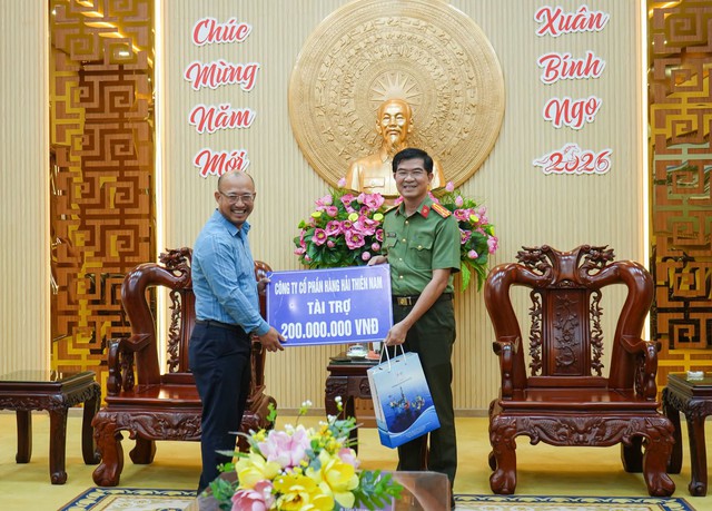 Công an TP Cần Thơ nhận bàn giao Trạm Biến áp T82- Ảnh 5.