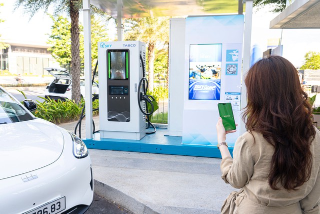 Xu hướng trạm sạc xe điện "mở" ngày càng phủ rộng - Ảnh 1.