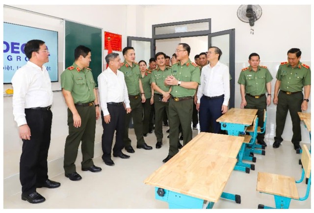 Trường Văn hoá CAND III tuyển sinh giáo dục văn hóa bậc Tiểu học, THCS, THPT năm học 2026 - 2027 - Ảnh 1.