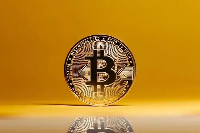 Giá Bitcoin hôm nay 25/7: Bitcoin đối mặt ba sức ép cùng lúc- Ảnh 1.