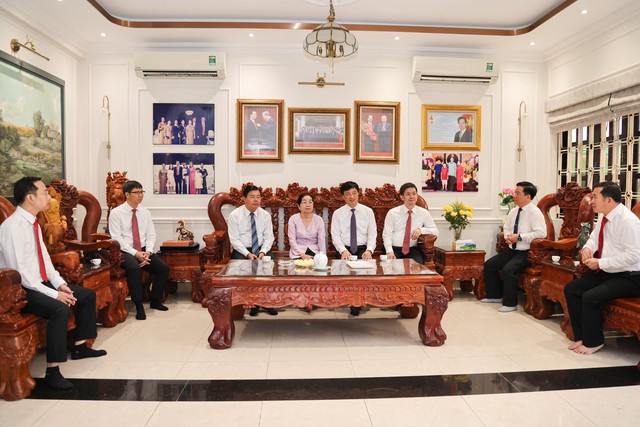 Trưởng Ban Tổ chức Trung ương Nguyễn Duy Ngọc tri ân các Anh hùng liệt sĩ- Ảnh 2.