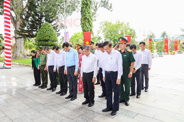 Trưởng Ban Tổ chức Trung ương Nguyễn Duy Ngọc tri ân các Anh hùng liệt sĩ- Ảnh 5.