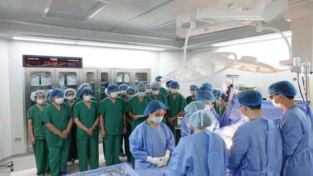 Bệnh viện Đa khoa Xanh Pôn thực hiện thành công ca lấy đa tạng, trao cơ hội sống cho nhiều người bệnh- Ảnh 2.