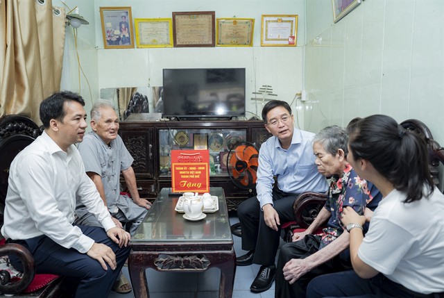 TP Huế: Ấm áp chuỗi hoạt động tri ân, chăm lo người có công - Ảnh 3.