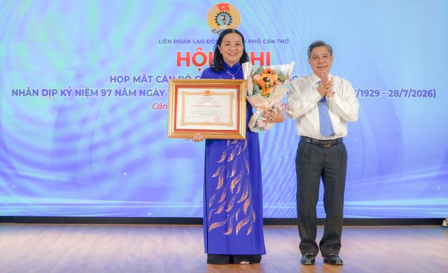 LĐLĐ TP. Cần Thơ họp mặt cán bộ Công đoàn qua các thời kỳ- Ảnh 5.