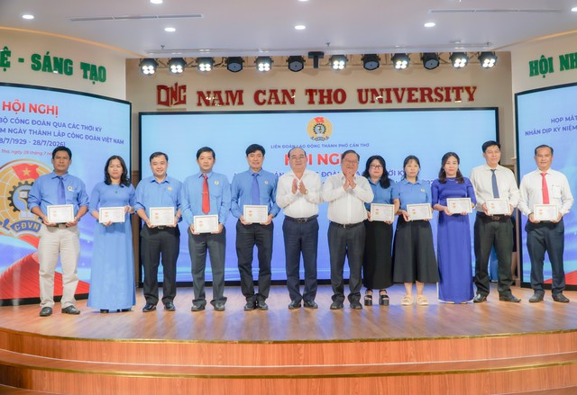 LĐLĐ TP. Cần Thơ họp mặt cán bộ Công đoàn qua các thời kỳ- Ảnh 6.