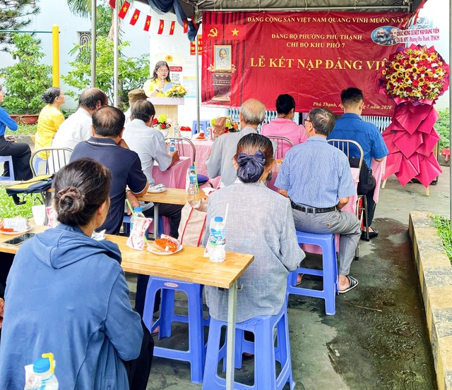 Phường Phú Thạnh: Nâng cao chất lượng công tác phát triển đảng viên- Ảnh 1.