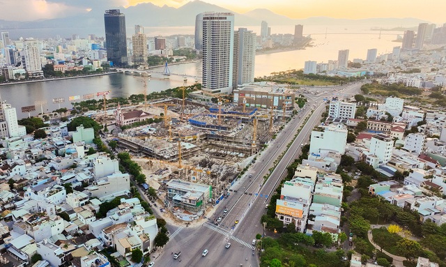 Đà Nẵng: Khu vực dịch vụ tăng thêm gần 11.500 tỷ đồng trong nửa đầu năm 2026- Ảnh 3.