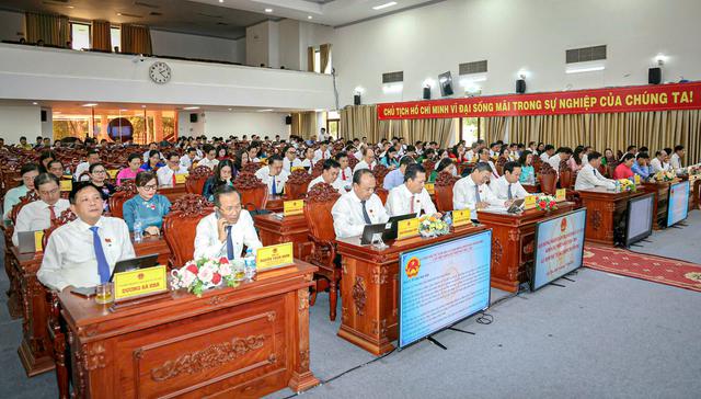 Bế mạc Kỳ họp thứ Tư HĐND TP Cần Thơ khoá XI- Ảnh 3.