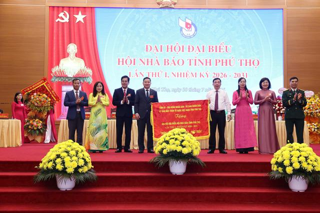 Hội Nhà báo tỉnh Phú Thọ hướng tới nền báo chí chuyên nghiệp, hiện đại trong kỷ nguyên số- Ảnh 5.