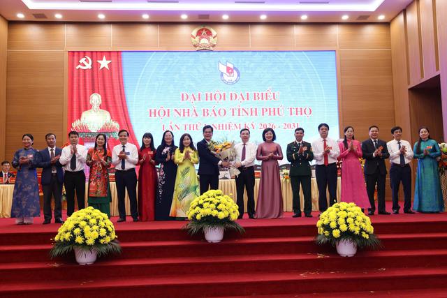 Hội Nhà báo tỉnh Phú Thọ hướng tới nền báo chí chuyên nghiệp, hiện đại trong kỷ nguyên số- Ảnh 6.