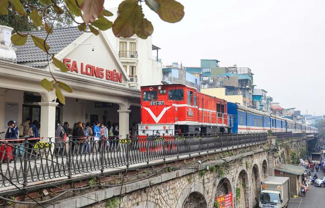 Đề xuất cơ chế riêng cho VNR khai thác thương mại tại các ga đường sắt- Ảnh 1.